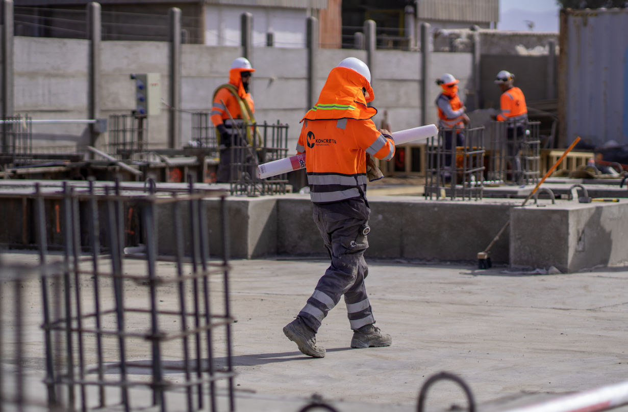 Hormigón Prefabricado: Cómo Reducir Hasta un 40% los Tiempos de Obra en Chile