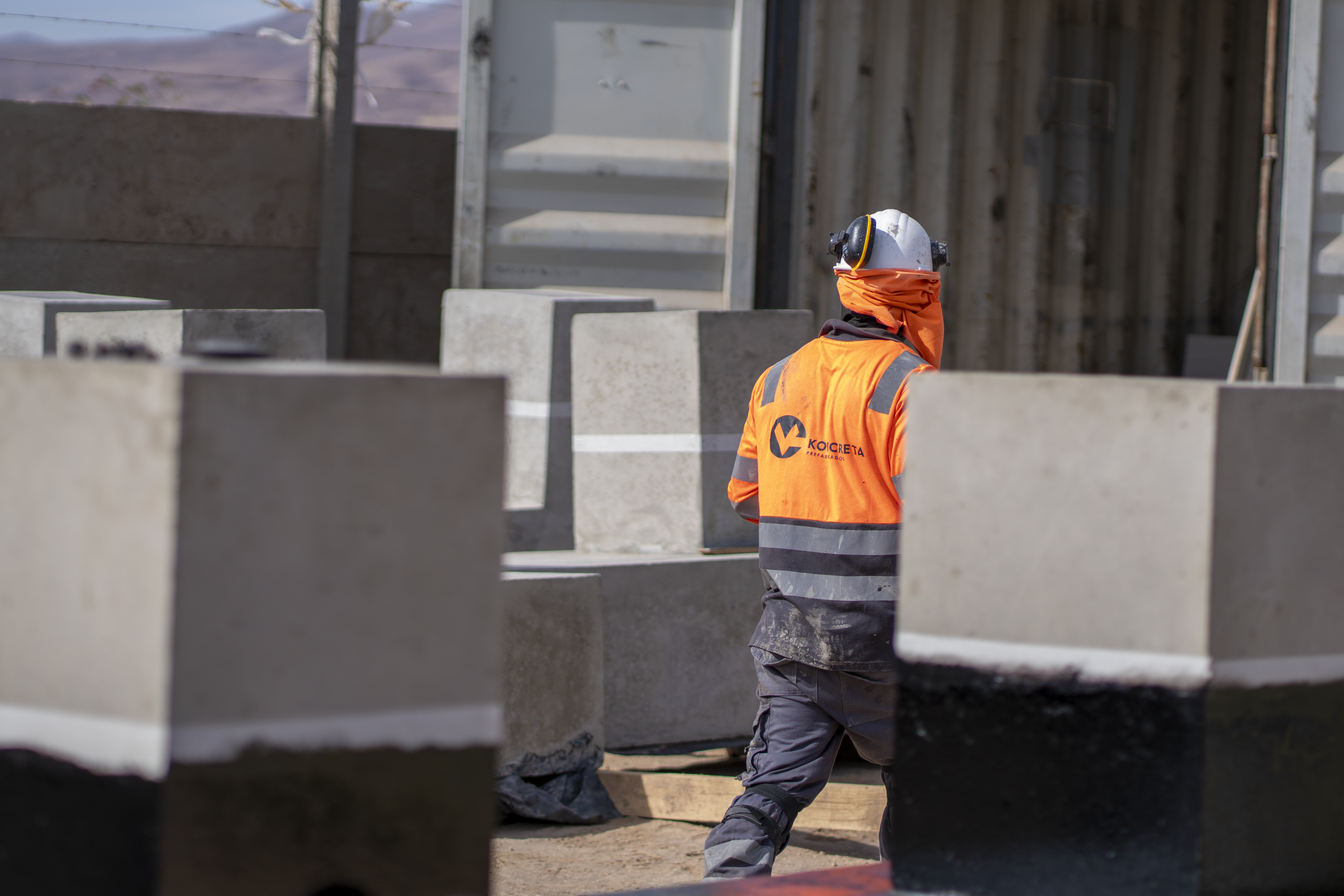 Cómo la prefabricación aumenta la sostenibilidad en proyectos de infraestructura